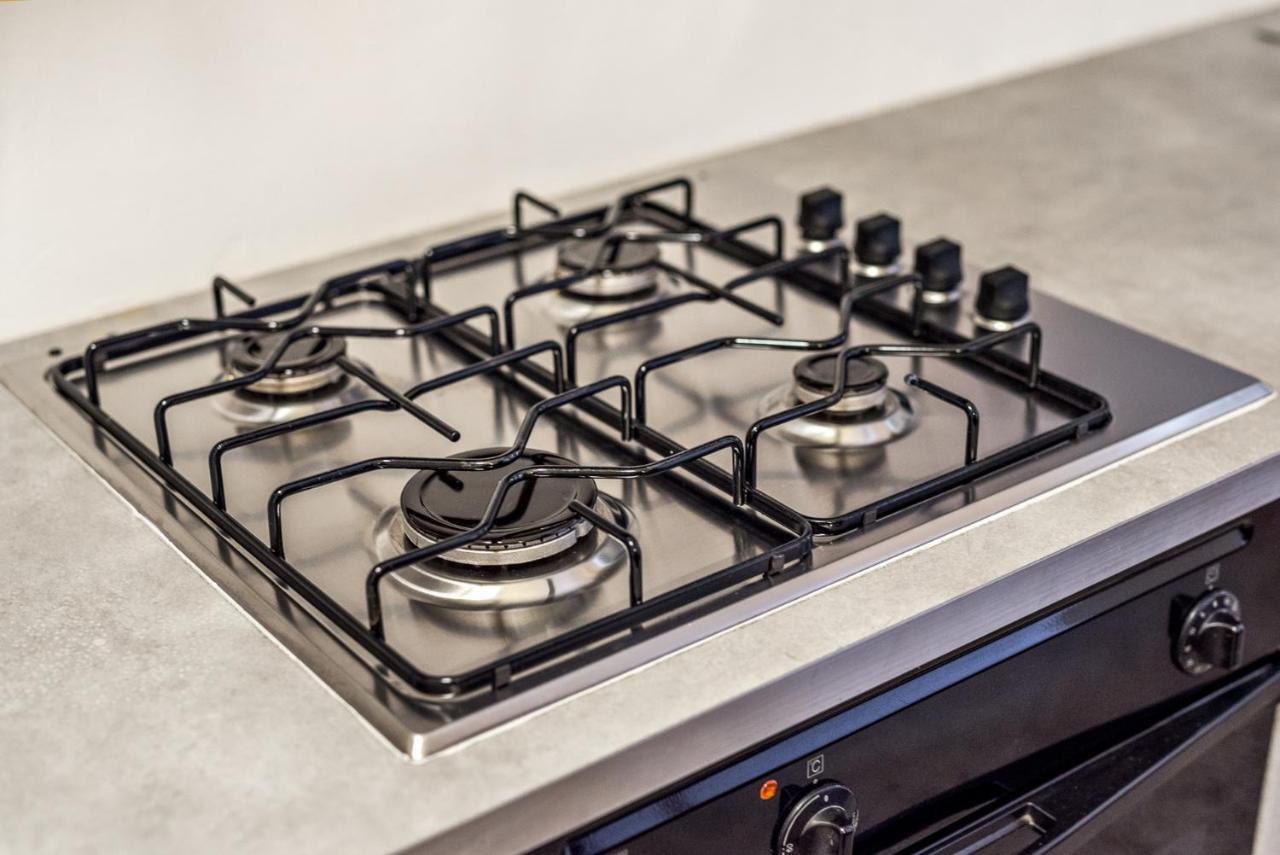 Lia Apartment Специя Екстериор снимка