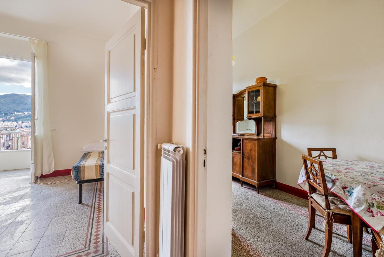 Lia Apartment Специя Екстериор снимка
