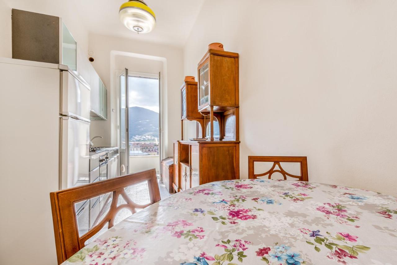 Lia Apartment Специя Екстериор снимка