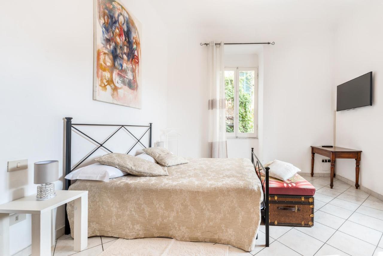 Lia Apartment Специя Екстериор снимка